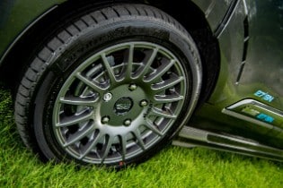 Ford Transit MS-RT Wellhouse campervan Oz Racing wheel